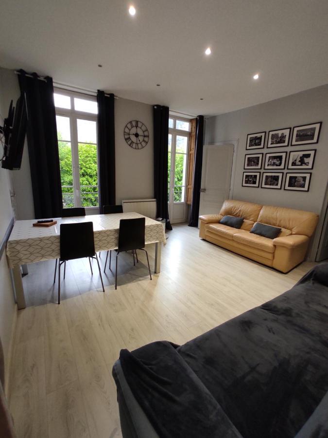 Ferienwohnung Agreable T2 Au Centre De Luchon Bagnères-de-Luchon Exterior foto